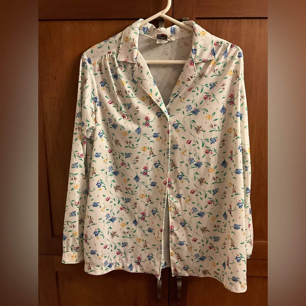 Floral Print Women's Top.  Vintage